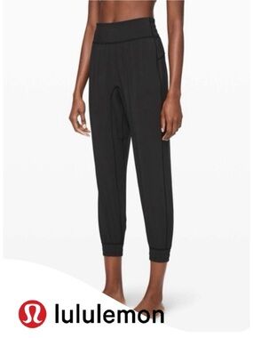Lululemon Sun Setter Jogger 28" pants. Sz 10